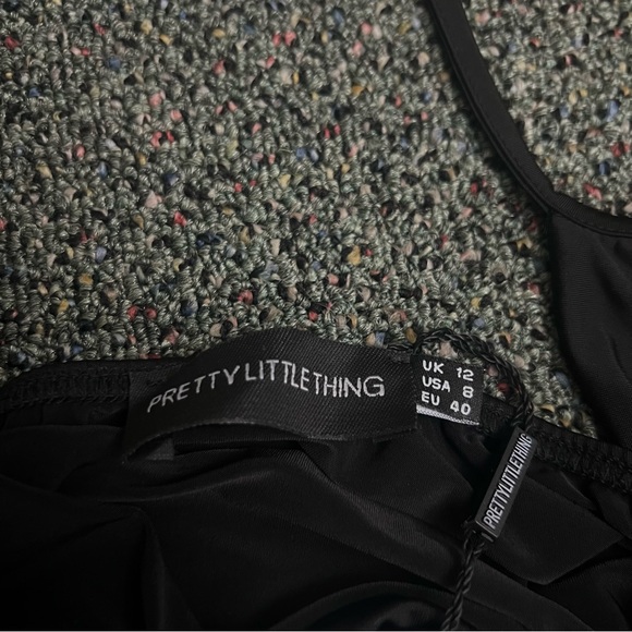 PRETTYLITTLETHING Black Slinky Halter-neck Cowl Neck Bodycon Mini Dress size 8 - Picture 8 of 16